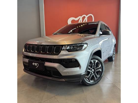 JEEP COMPASS 1.3 T270 TURBO FLEX LONGITUDE AT6